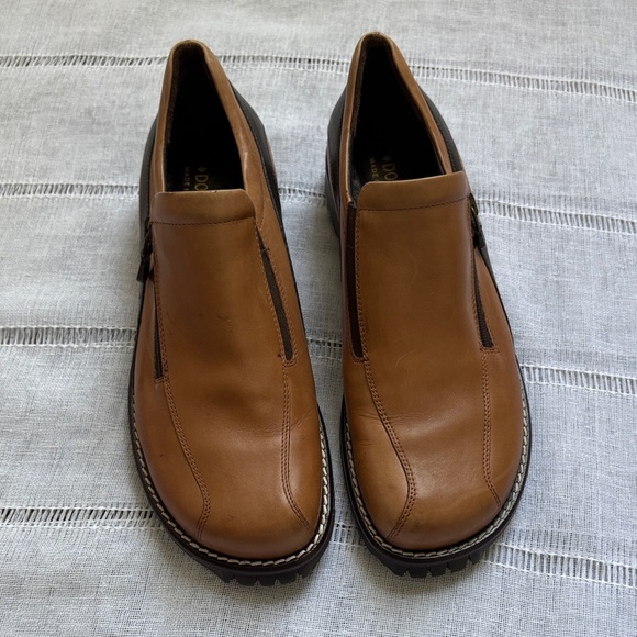 Donald J. Pliner Tan Leather Women's Loafer - Picture 3 of 15